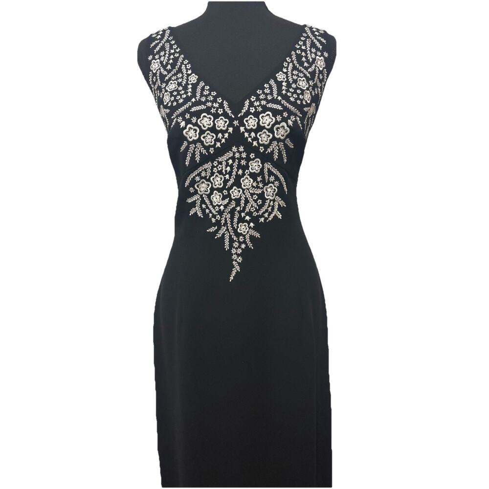 Maggy London Black Embroidered Floral Sleeveless Maxi Dress Size 10 - Picture 3 of 10